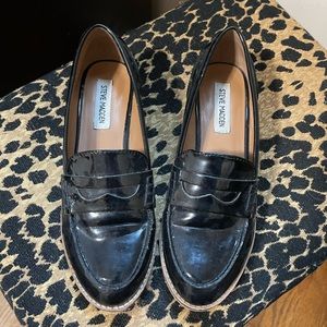 Steve Madden patent loafers size 8
